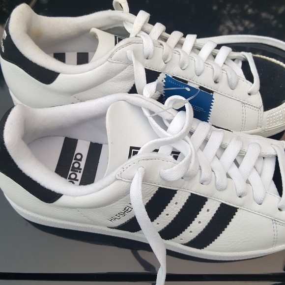 Adidas Originals Halfshell low top shoes - Picture 2 of 9